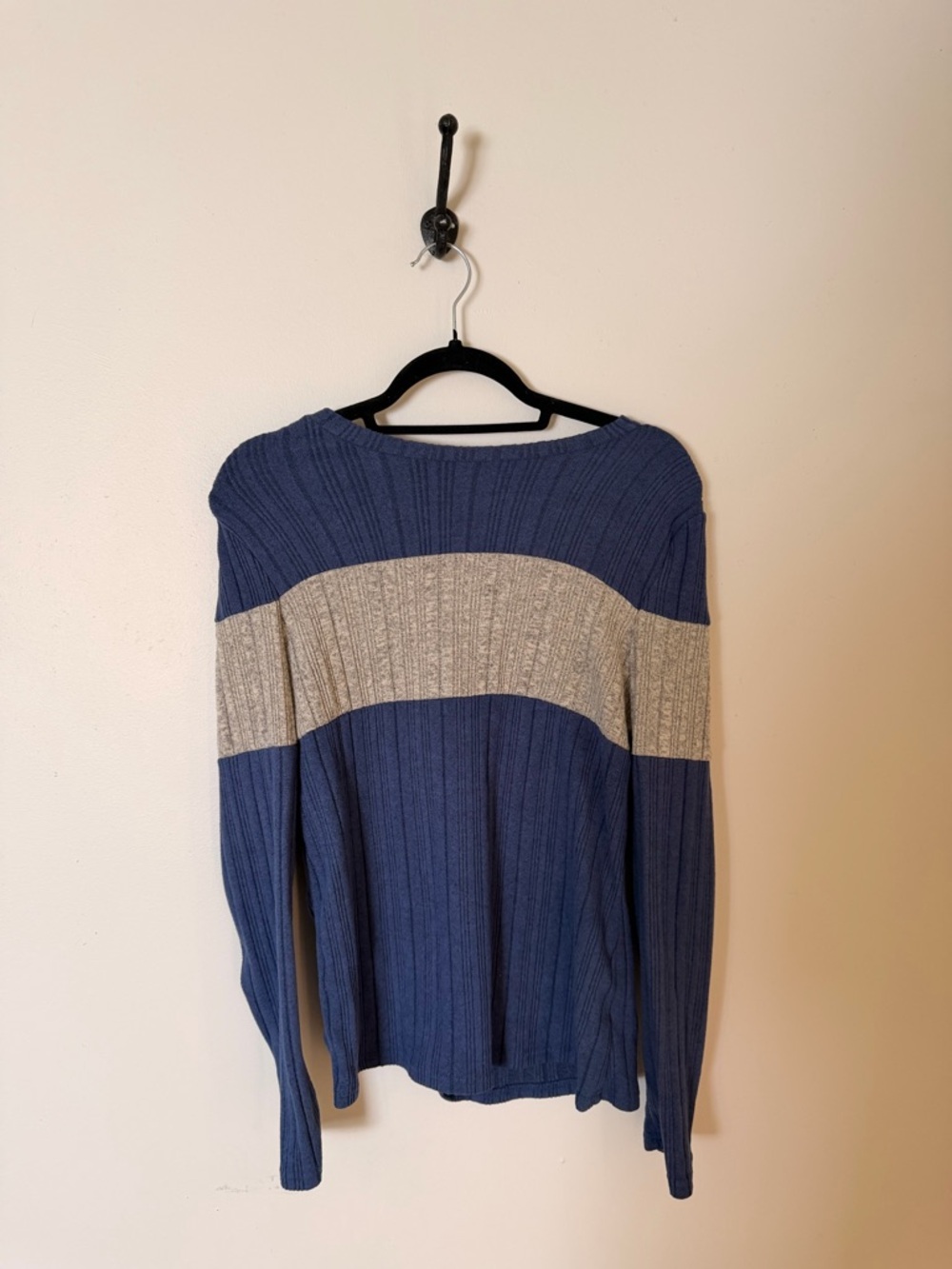 Women’s Blue and Gray Ribbed Knit Sweater